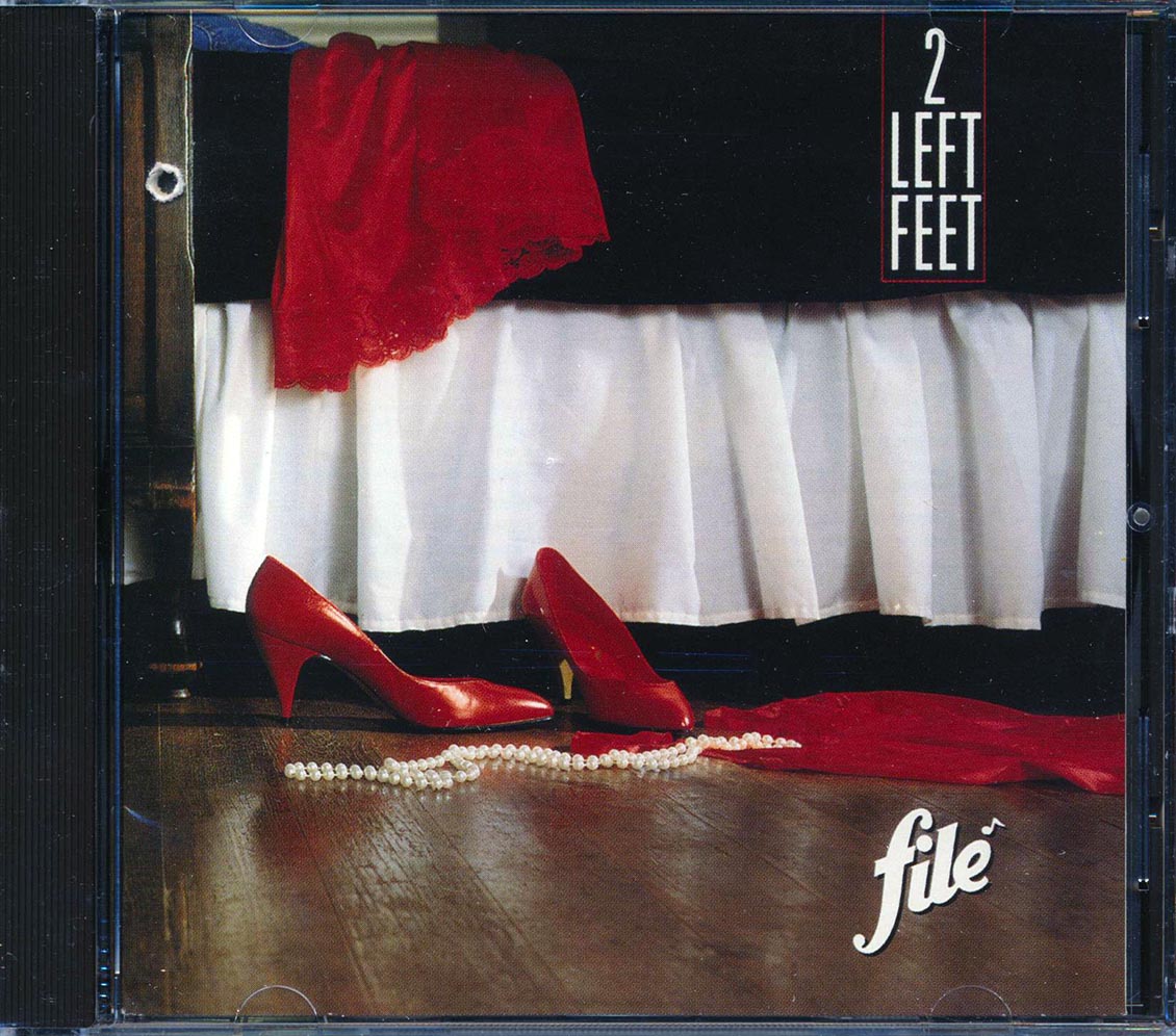 File - 2 Left Feet (incl. large booklet) (marked/ltd stock)