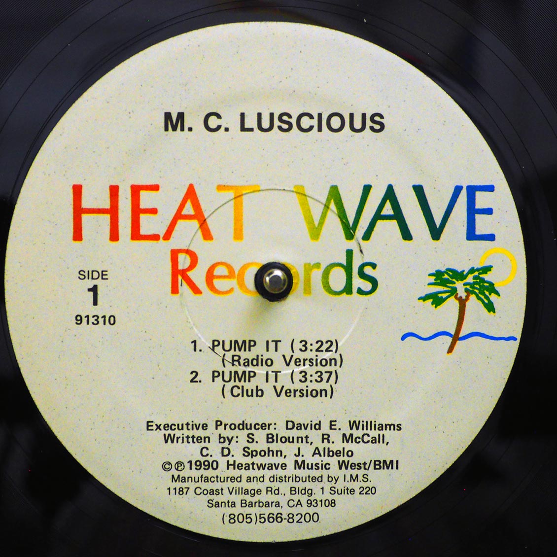 MC Luscious Pump It (Radio Version); MC Luscious - Pump It (Club Version)  /  MC Luscious - Pump It (Instrumental); MC Luscious - Pump It (Bonus Beats)